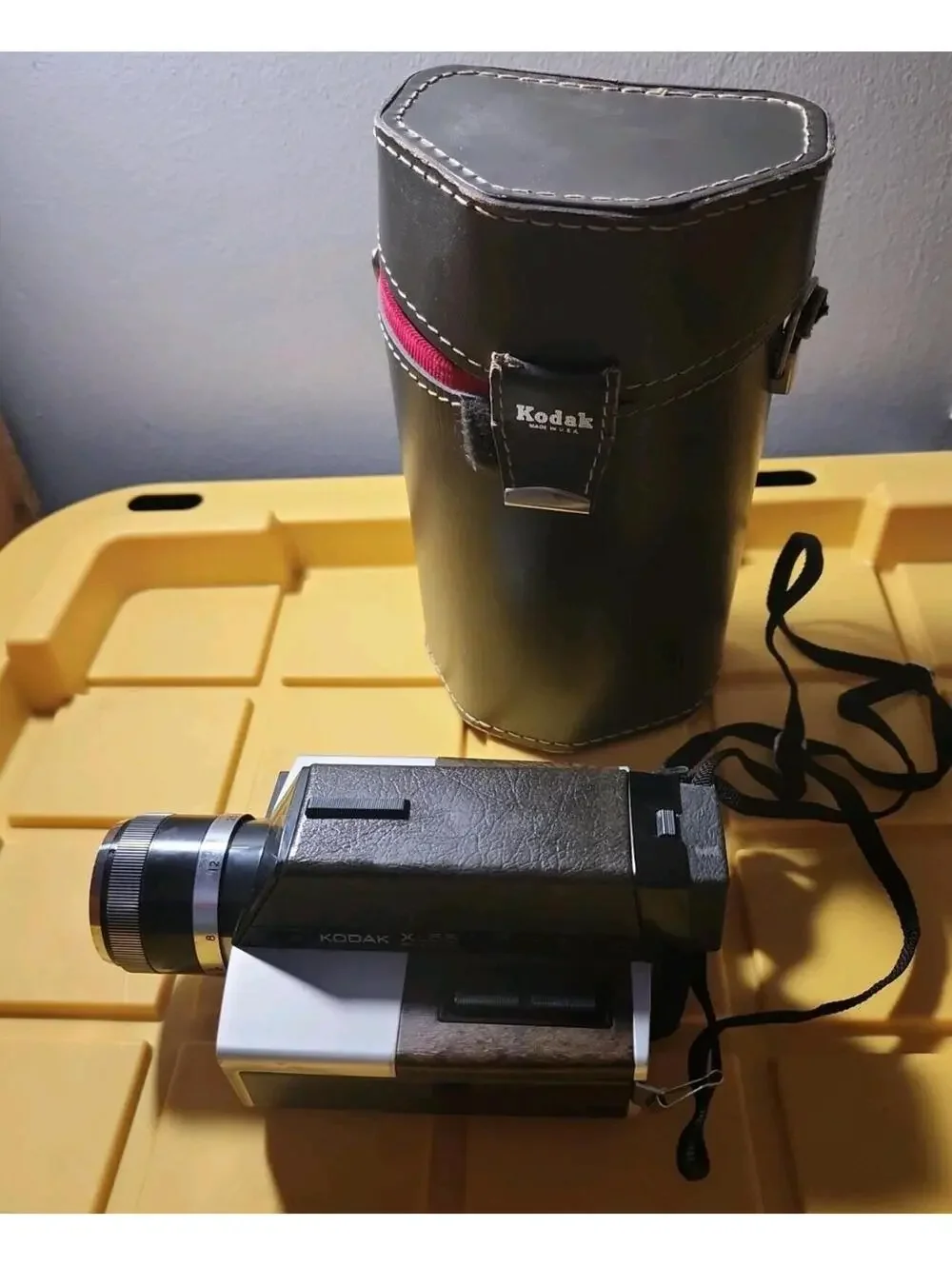 Vintage Kodak XL55 Movie Camera Sound Like It Working Make Winding Sound
